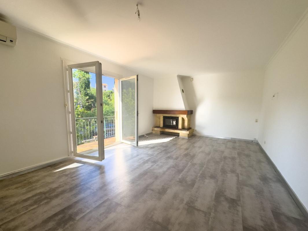 5 bedroom maison de village in Boujan Sur Libron, Hérault, France