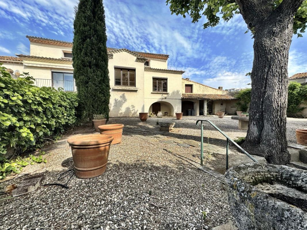 5 bedroom maison de campagne in Cabrerolles, Hérault, France