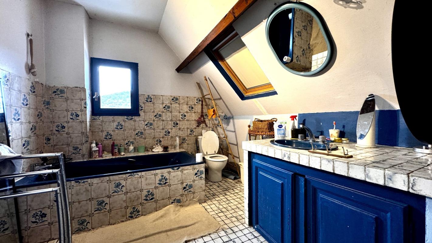 6 bedroom maison in Salvagnac Cajarc, Aveyron, France