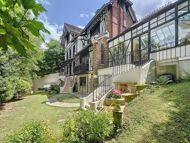 7 bedroom manoir in Saint Maur Des Fosses, Val-de-Marne, France