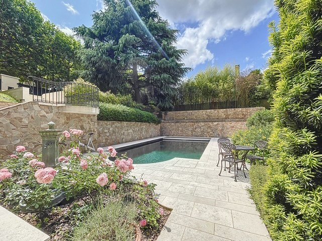 7 bedroom manoir in Saint Maur Des Fosses, Val-de-Marne, France