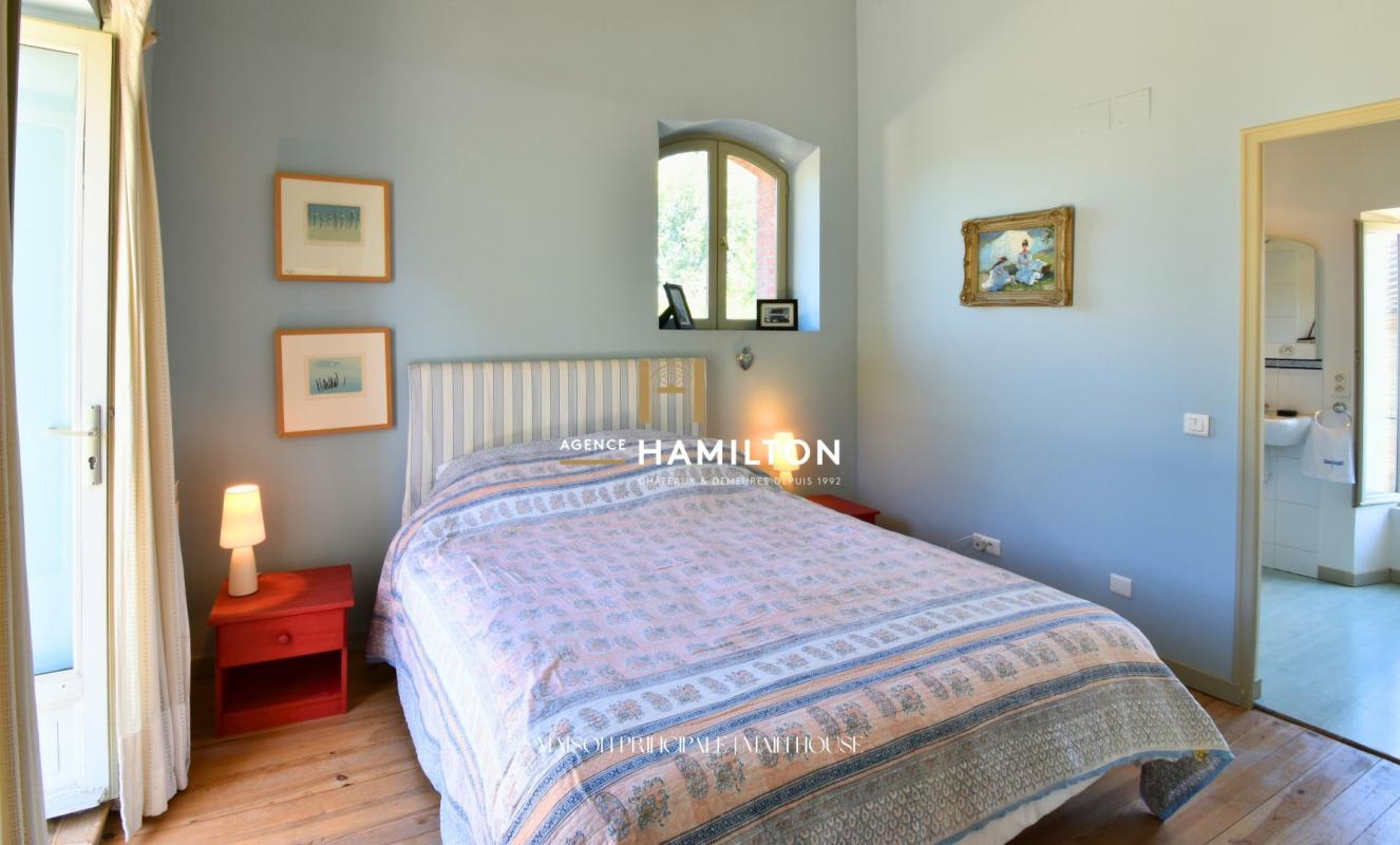 6 bedroom maison de campagne in Virac, Tarn, France