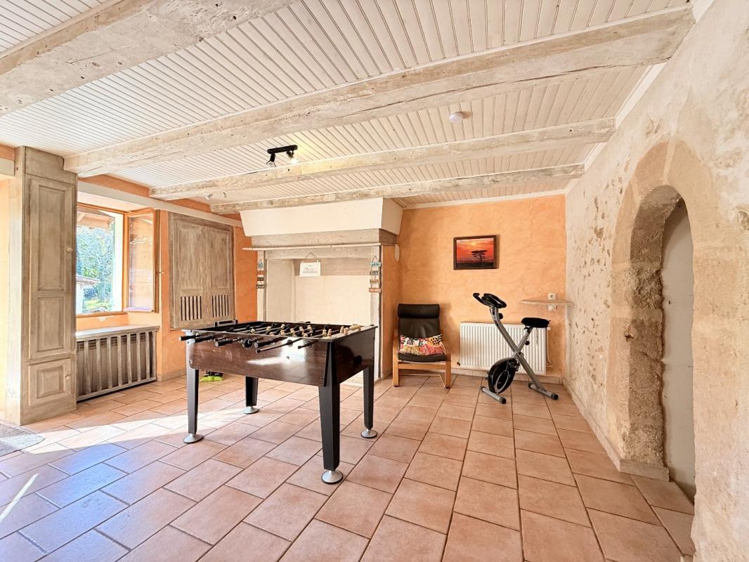 5 bedroom maison in Aubeterre Sur Dronne, Charente, France