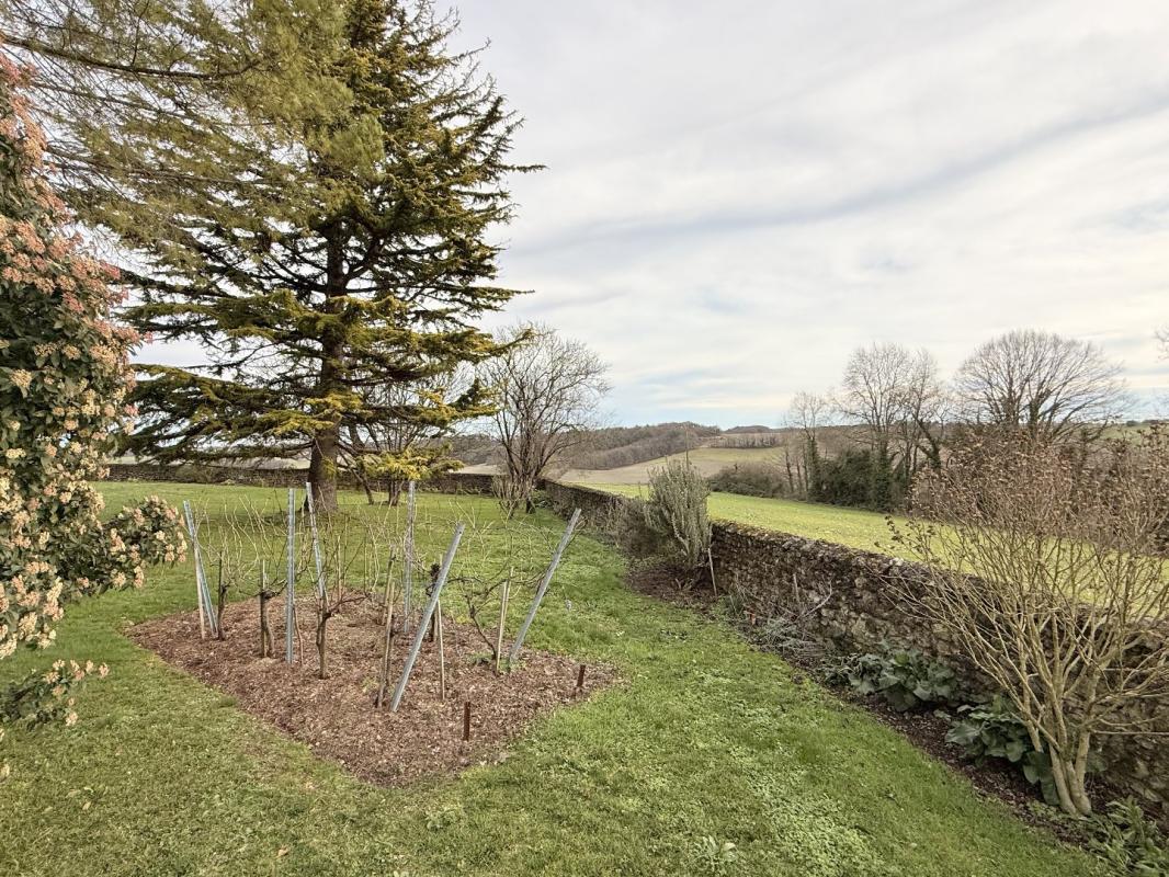 3 bedroom maison in Brossac, Charente, France