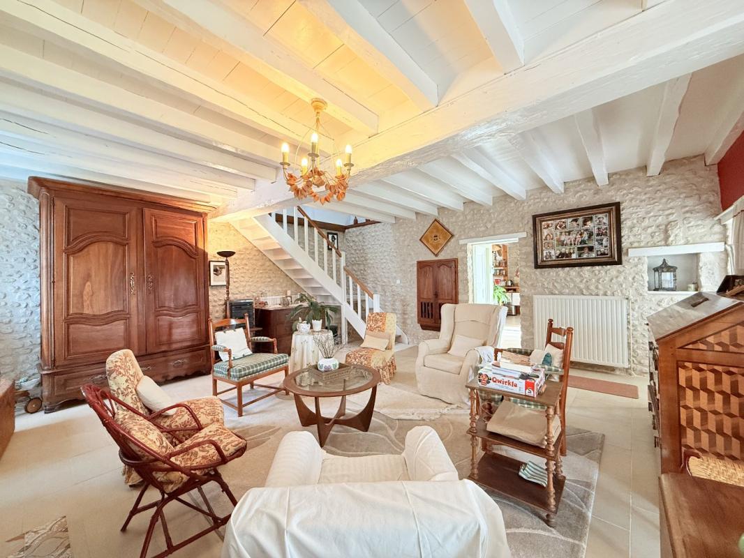 3 bedroom maison in Brossac, Charente, France