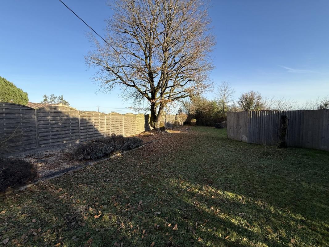 4 bedroom maison in Grassac, Charente, France