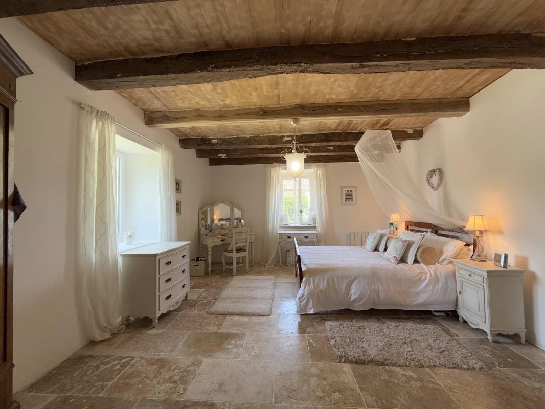 3 bedroom maison in Aubeterre Sur Dronne, Charente, France