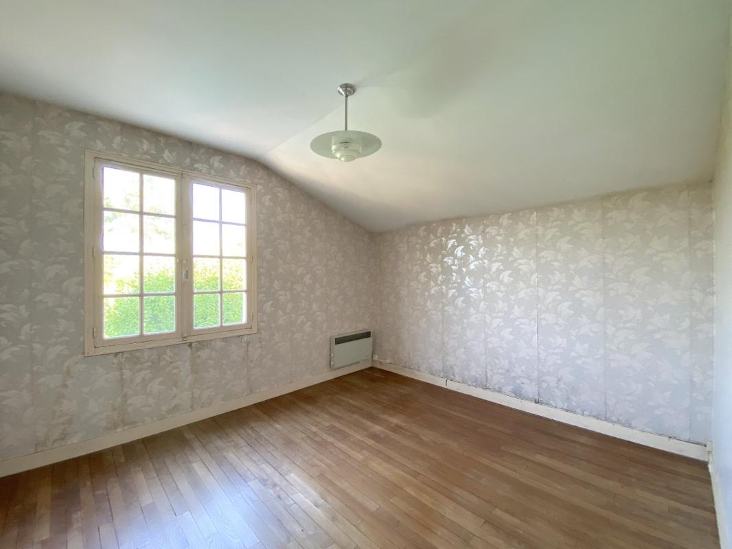 6 bedroom maison in Bussiere Badil, Dordogne, France