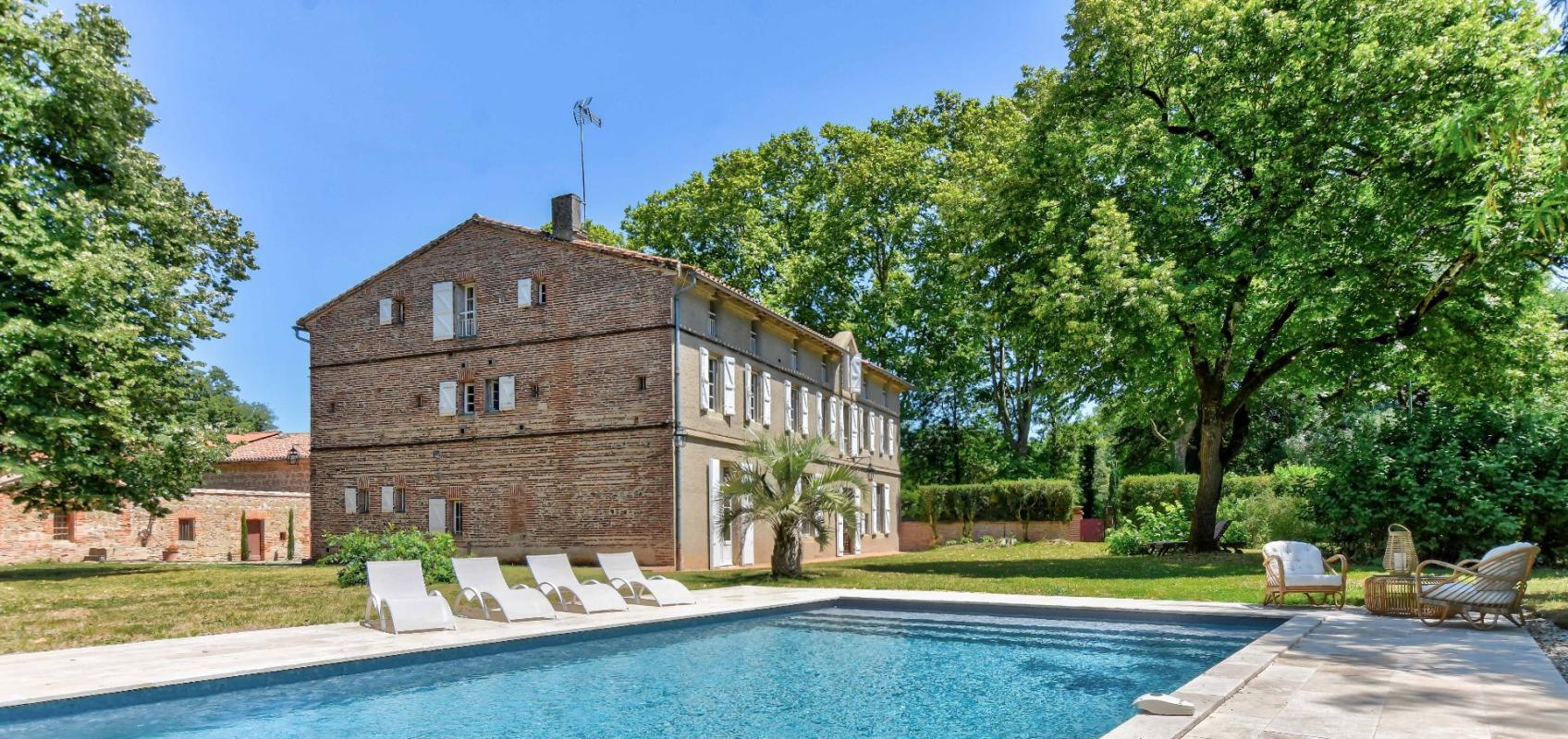 12 bedroom chateau in Saint Lieux Les Lavaur, Tarn, France