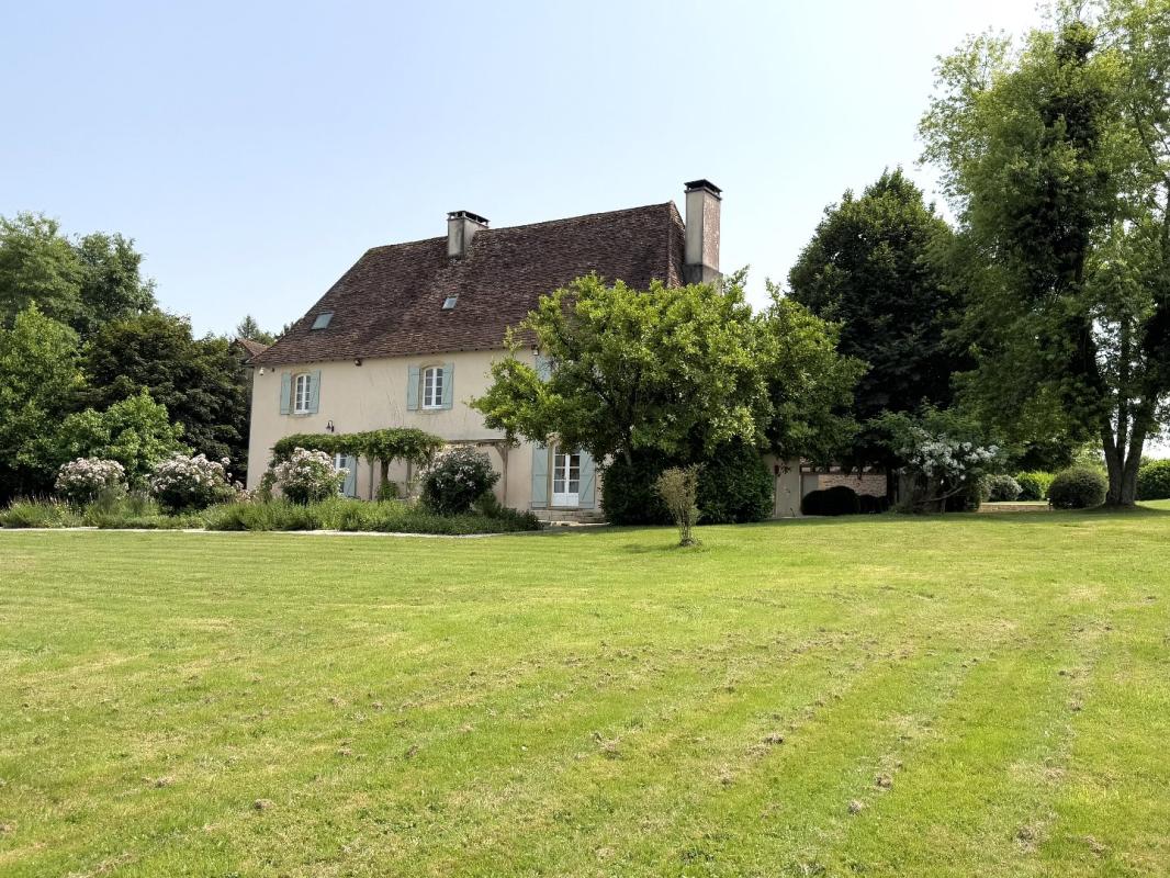 4 bedroom maison in Sarrazac, Dordogne, France