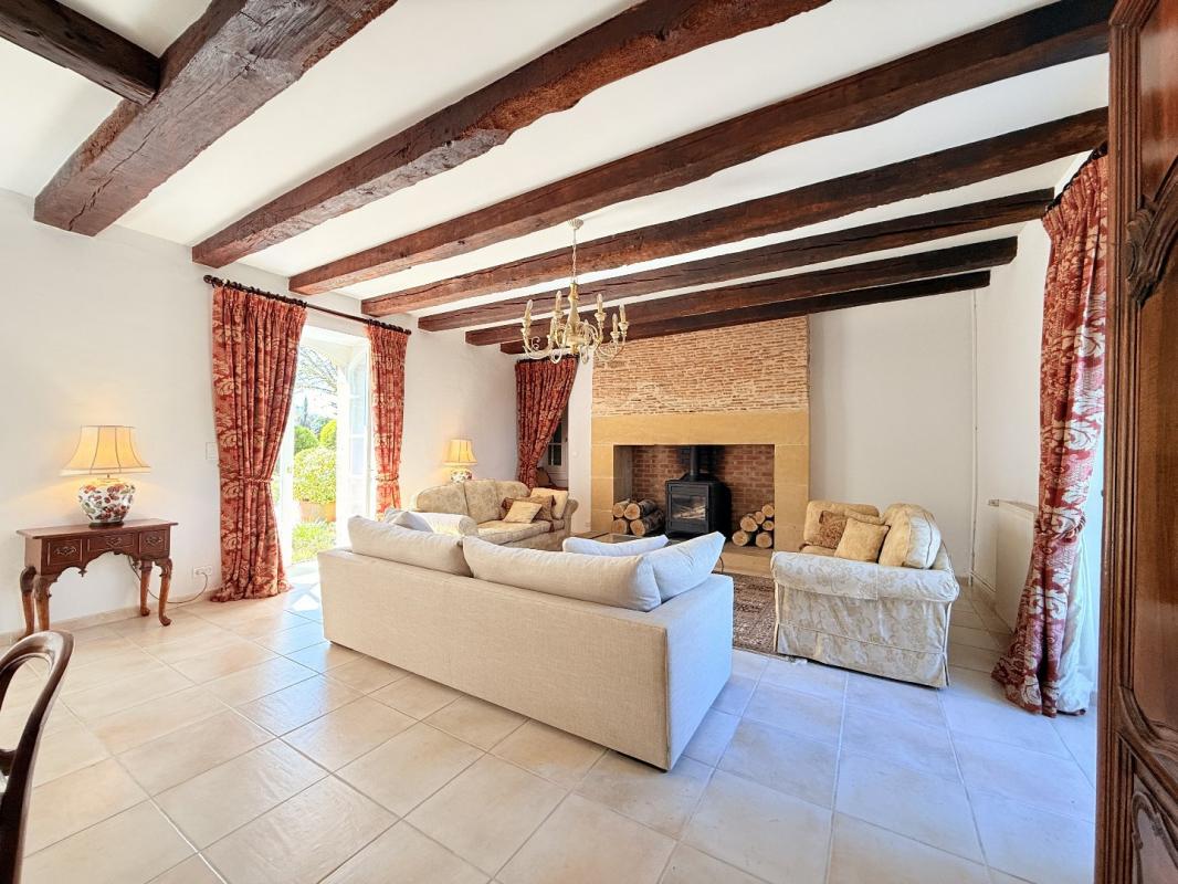 4 bedroom maison in Sarrazac, Dordogne, France