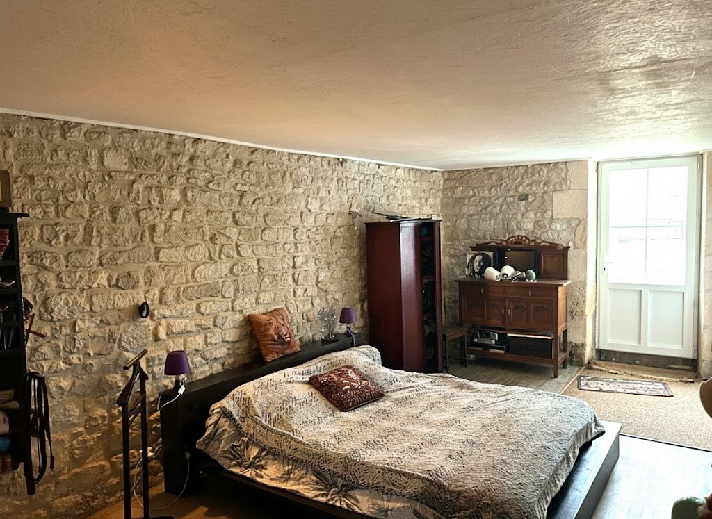 3 bedroom moulin in Saint Jean D’angely, Charente-Maritime, France