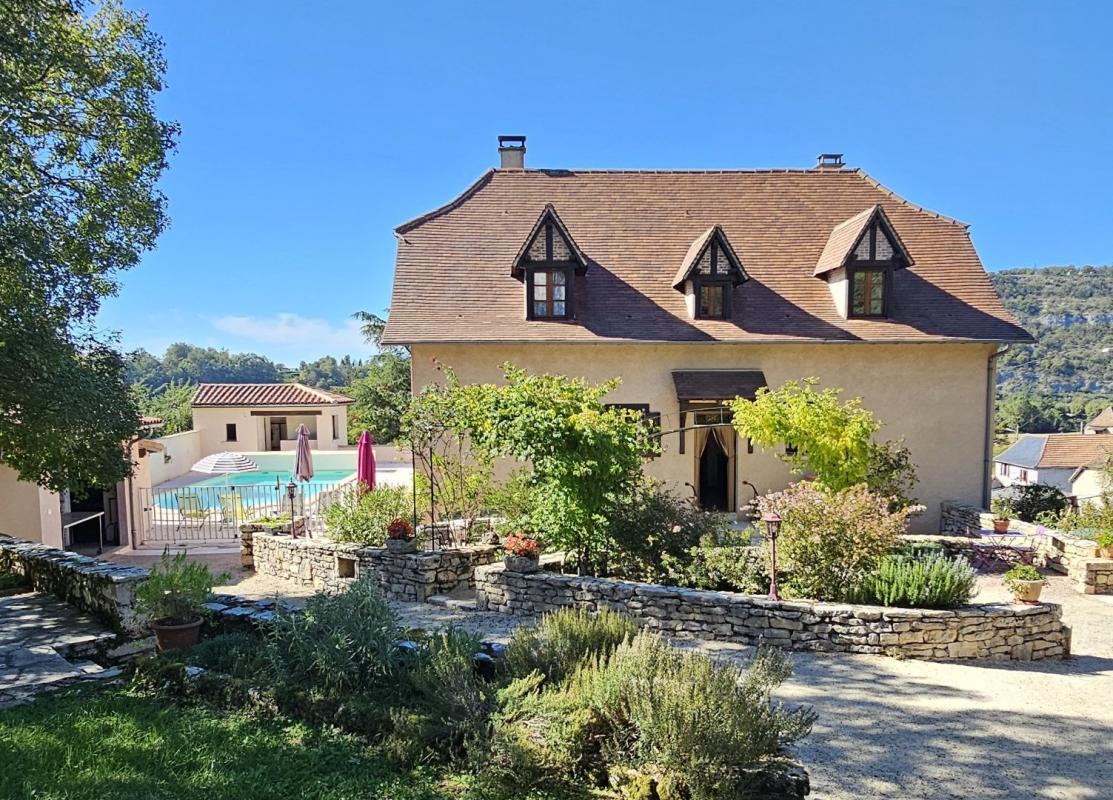 6 bedroom maison in Salvagnac Cajarc, Aveyron, France