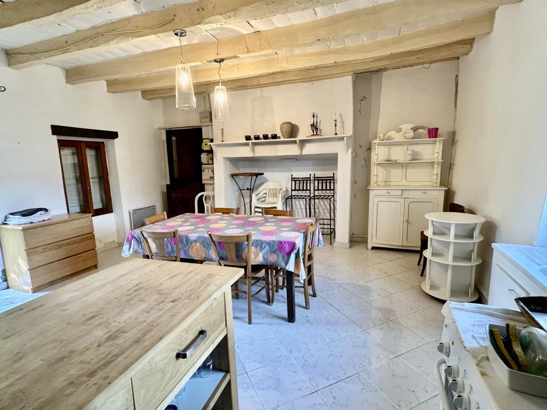 6 bedroom corps de ferme in Creysse, Lot, France