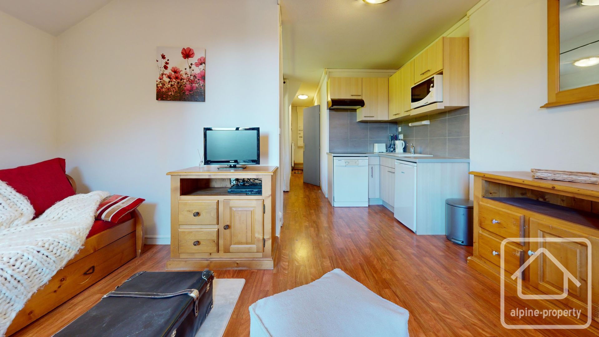 Apartment For 4 To 6 People With A Large Terrace And Parking Space In A Quiet Neighbourhood. – APPTATHENAA1