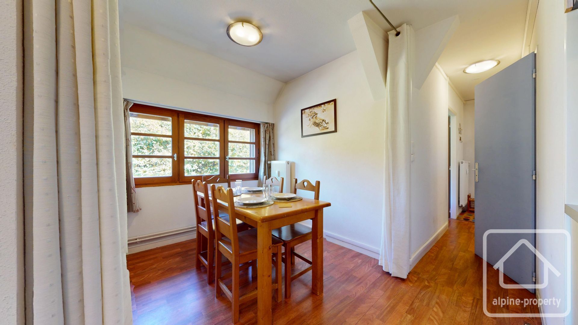 Apartment For 4 To 6 People With A Large Terrace And Parking Space In A Quiet Neighbourhood. – APPTATHENAA1