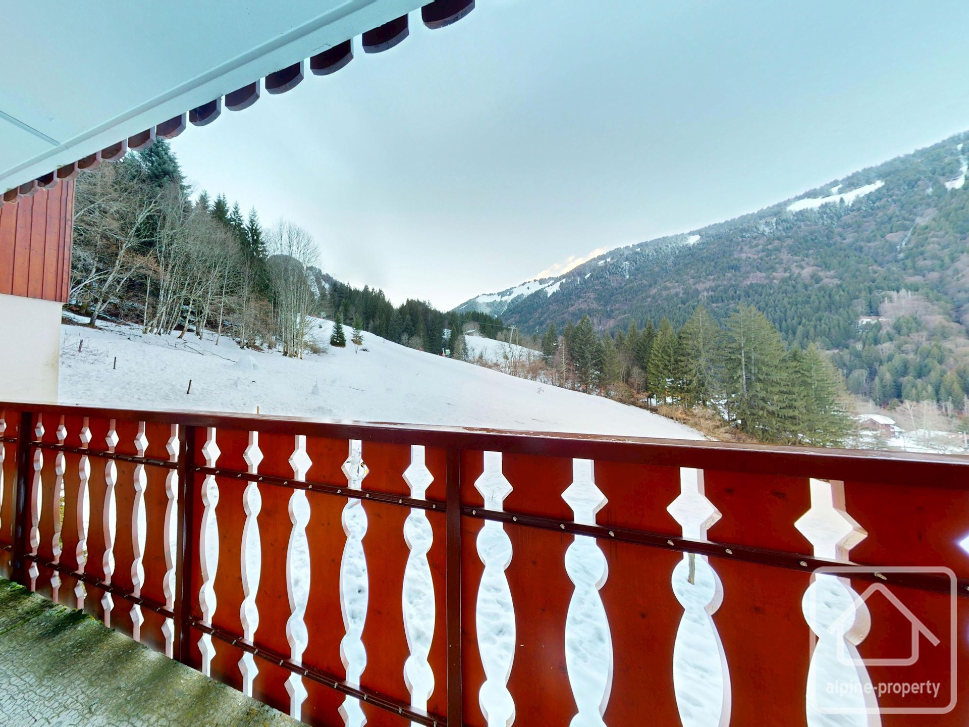 2 Bedroom Apartment With Direct View On The Slopes, And A Private Garage – GRANDCERF4950