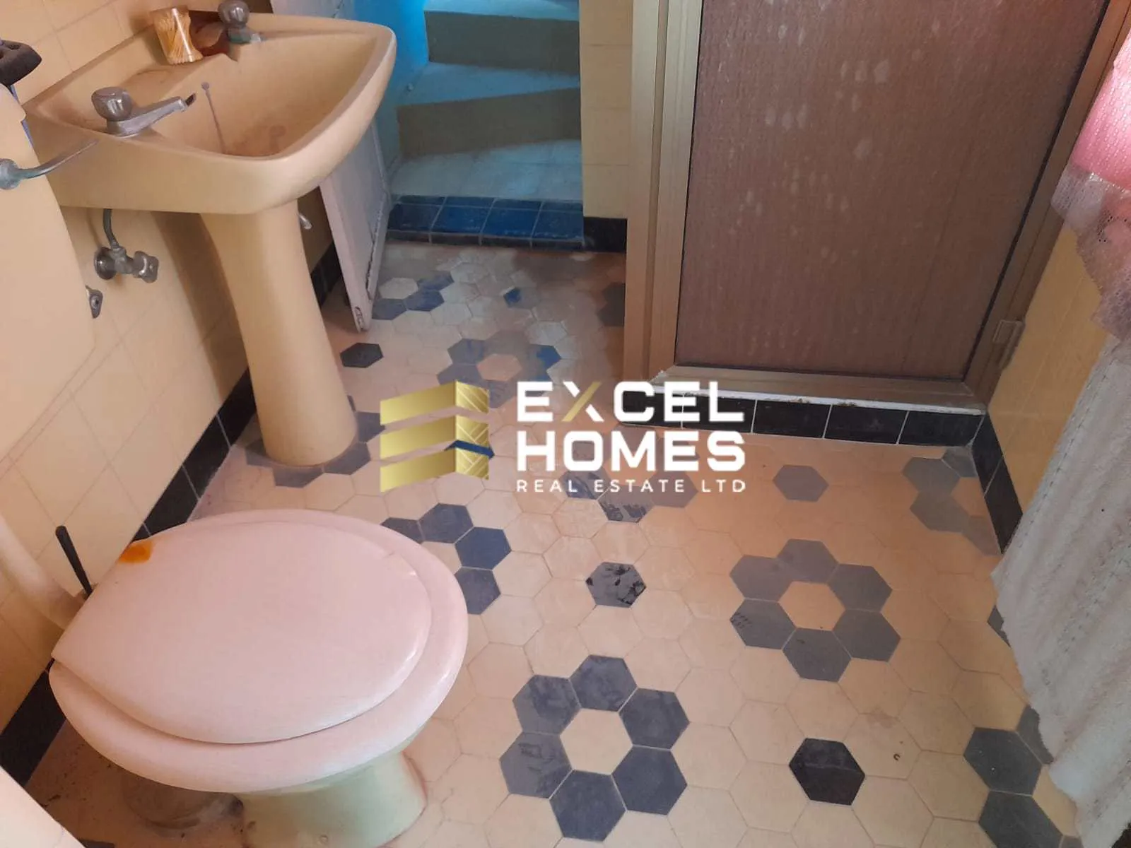 5 bedroom Townhouse in Ghajnsielem, Malta – 67401