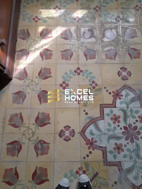 5 bedroom Townhouse in Ghajnsielem, Malta – 67401