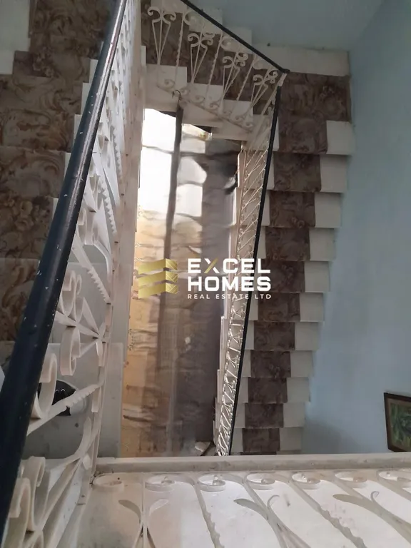 5 bedroom Townhouse in Ghajnsielem, Malta – 67401