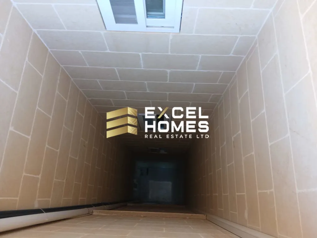 6 bedroom Villa in Gharb, Malta – 67387