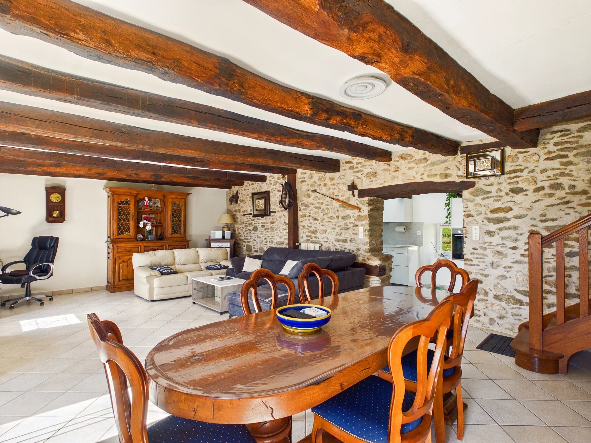 Equestrian property for sale in La Salvetat-Peyralès, with 6 hectares of land, horse stables and stone house., Midi-Pyrénées – France – BVI72955