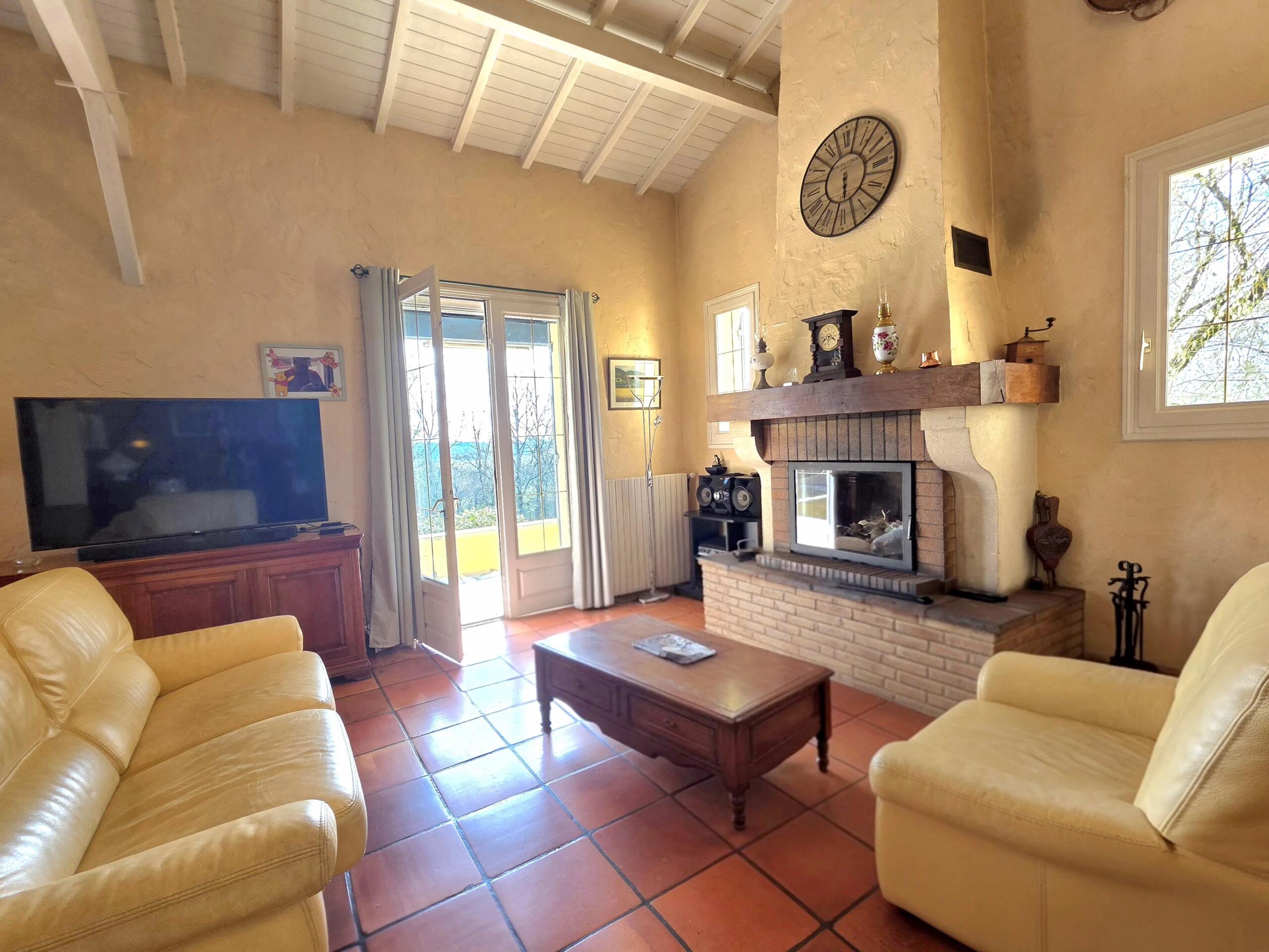 House and pool, set in a calm wooded environment near to Eymet, Aquitaine – France – BVI80154