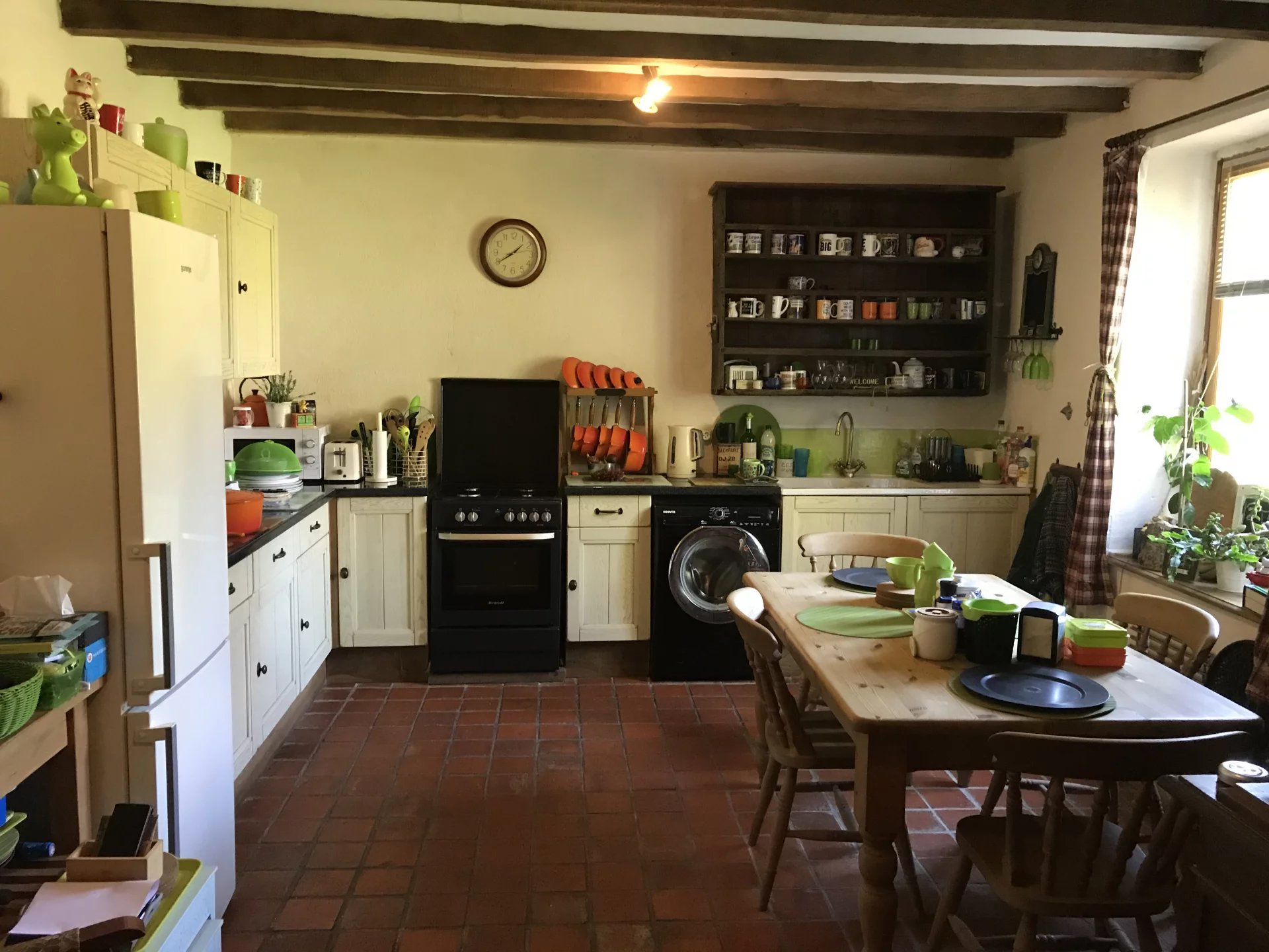 Turn of the century farmhouse, 76m frontage, numerous outbuildings, lovely in ground pool and business opportunity, Limousin – France – BVI61000