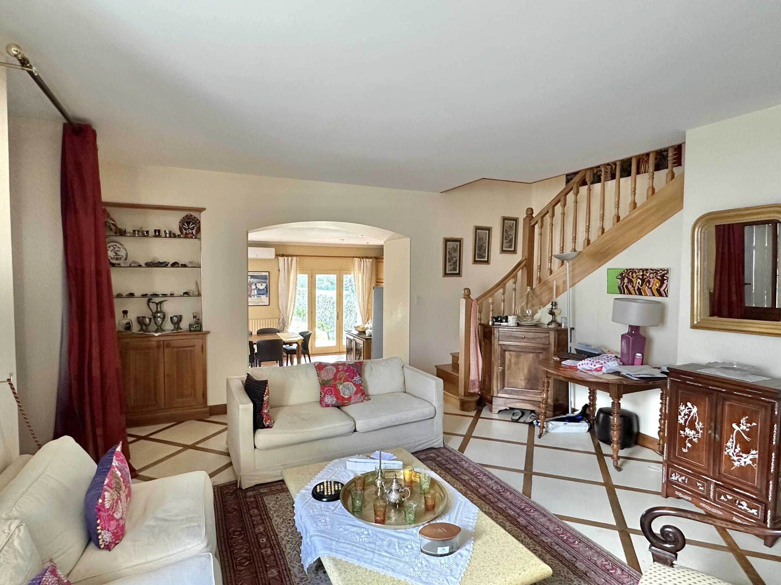 Superbe maison rénovée avec piscine, à proximité de Mansle, Aquitaine – France – BVI85015