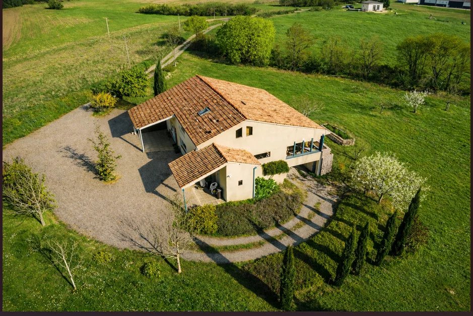 A bright house with panoramic views, Midi-Pyrénées – France – BVI84924