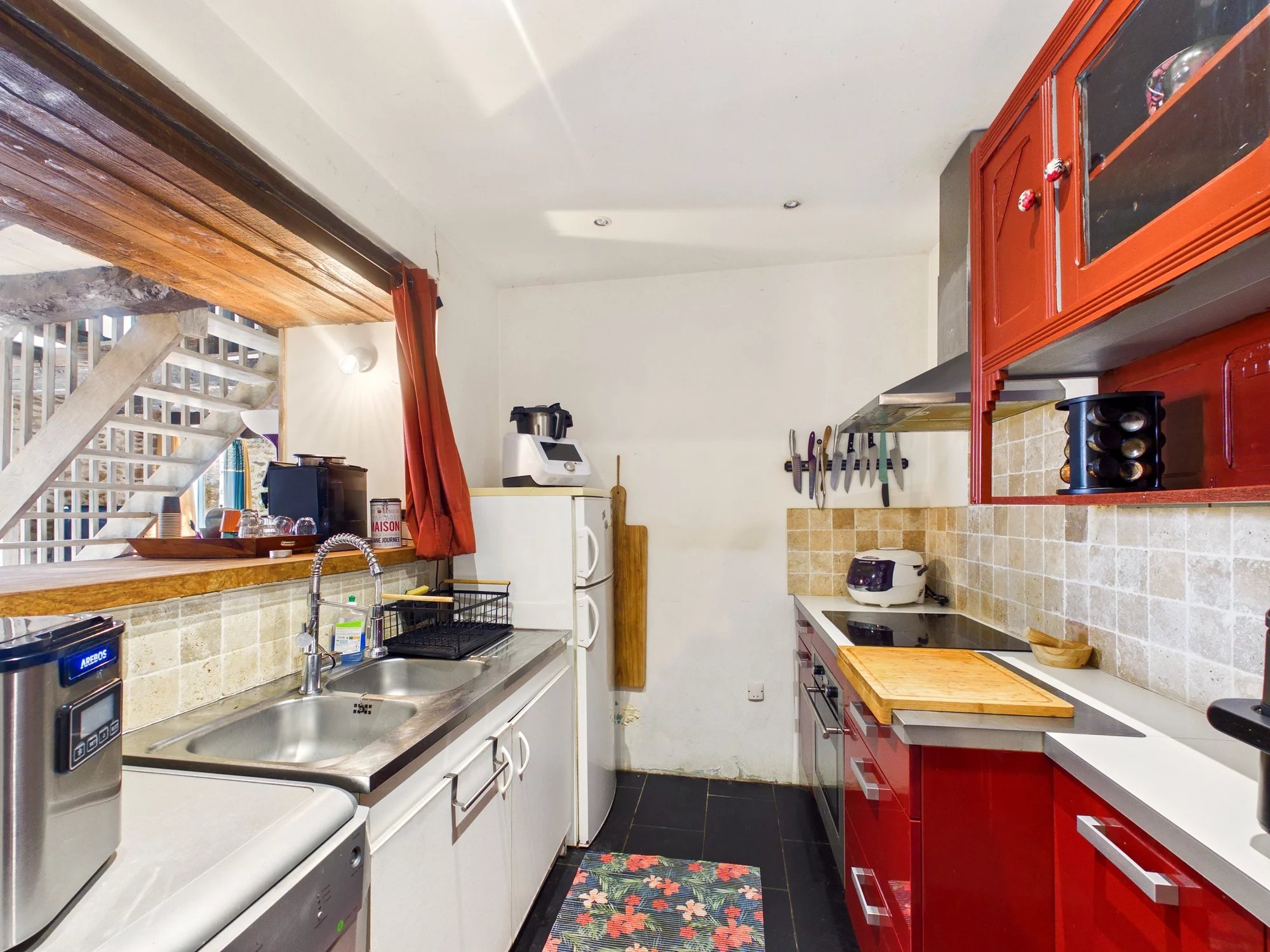 Tarn/Averyon border 4 bedroom house with pool, Midi-Pyrénées – France – BVI84807