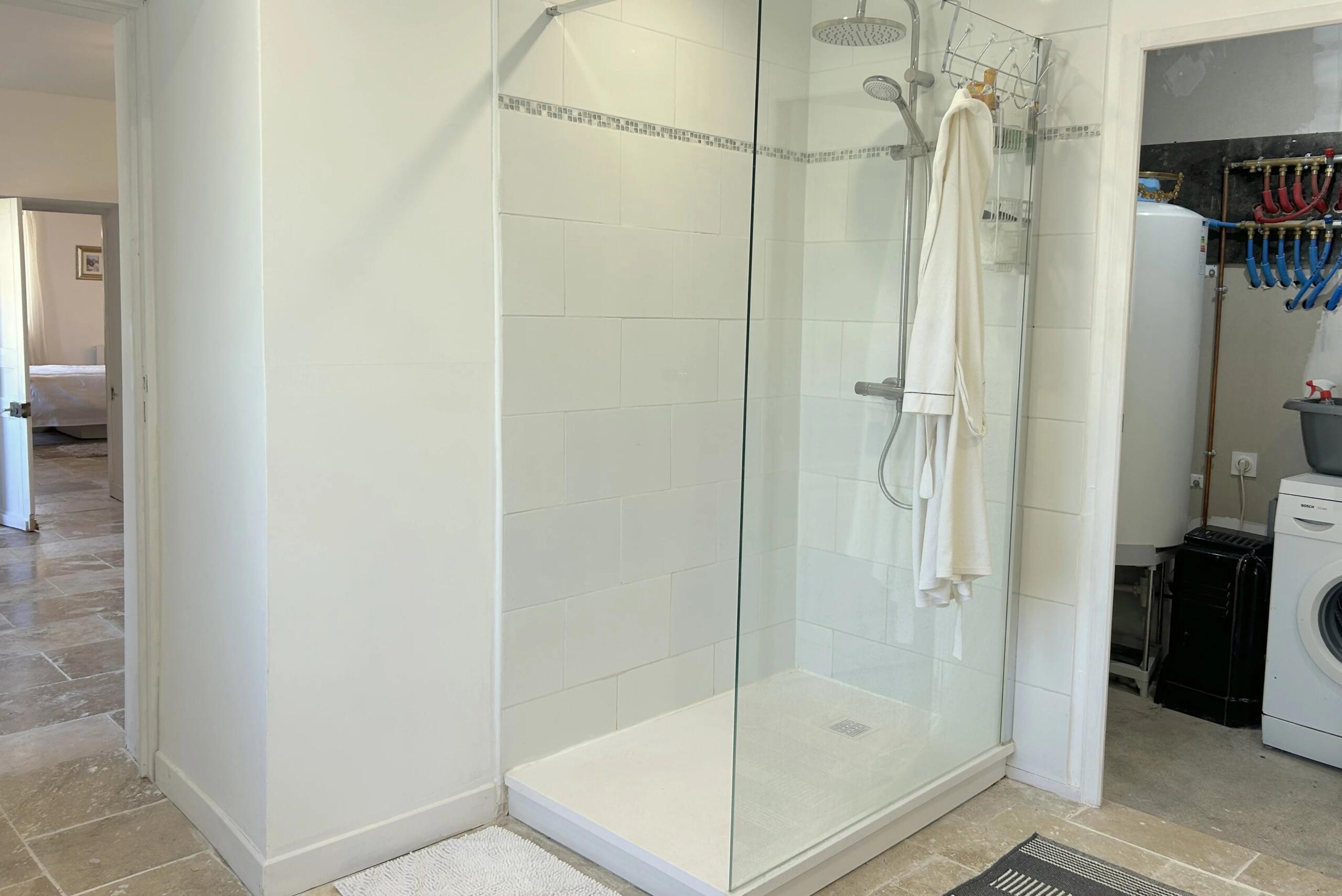 Renovated 3-4 bed character property, Poitou-Charentes – France – BVI85021