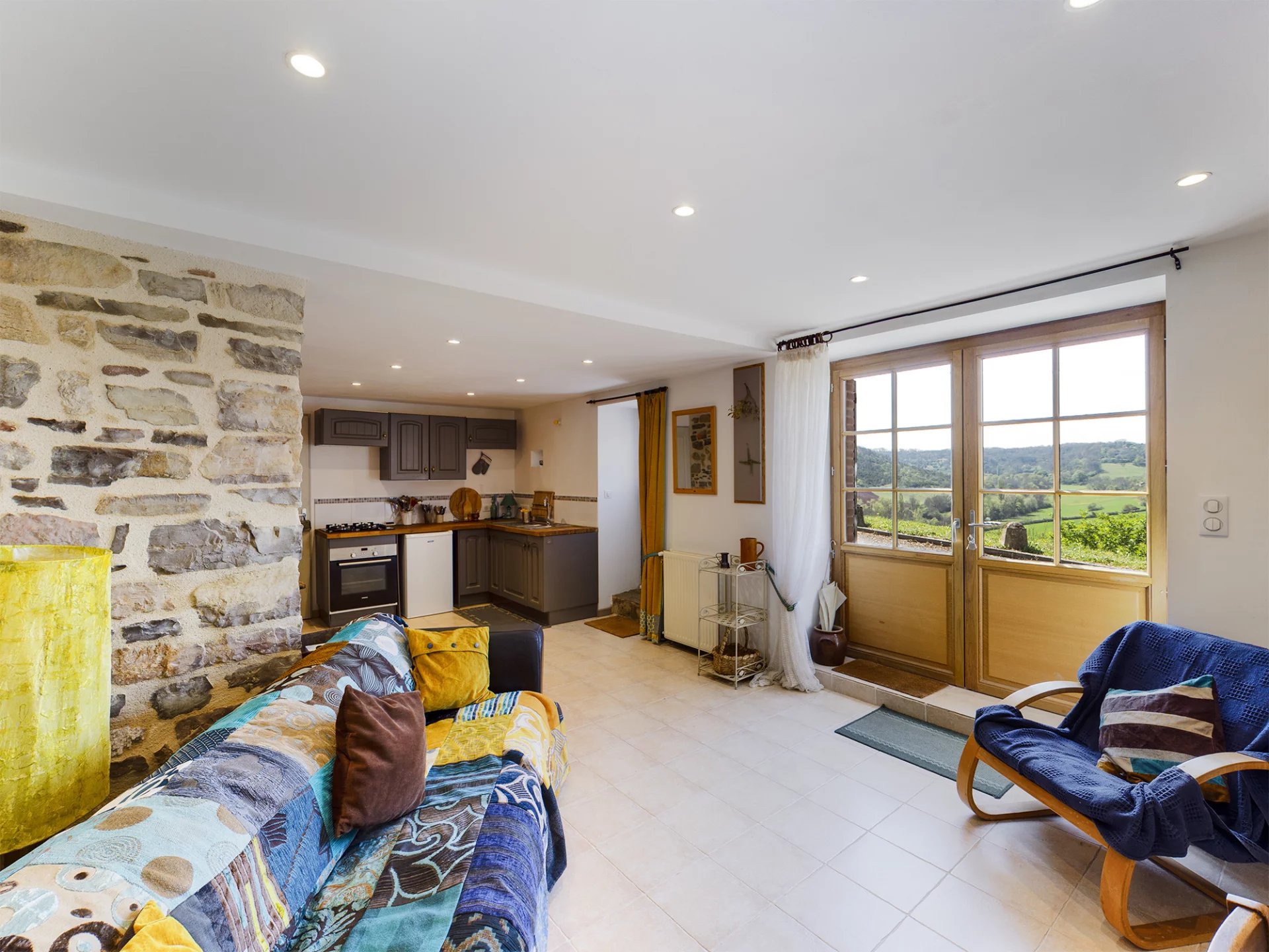 Renovated Village House + Apartment, Midi-Pyrénées – France – BVI60863