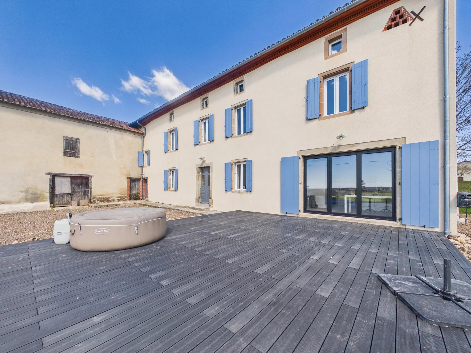 Renovated farmhouse near to lake and Monestiés with nearly an acre of land, Midi-Pyrénées – France – BVI84919