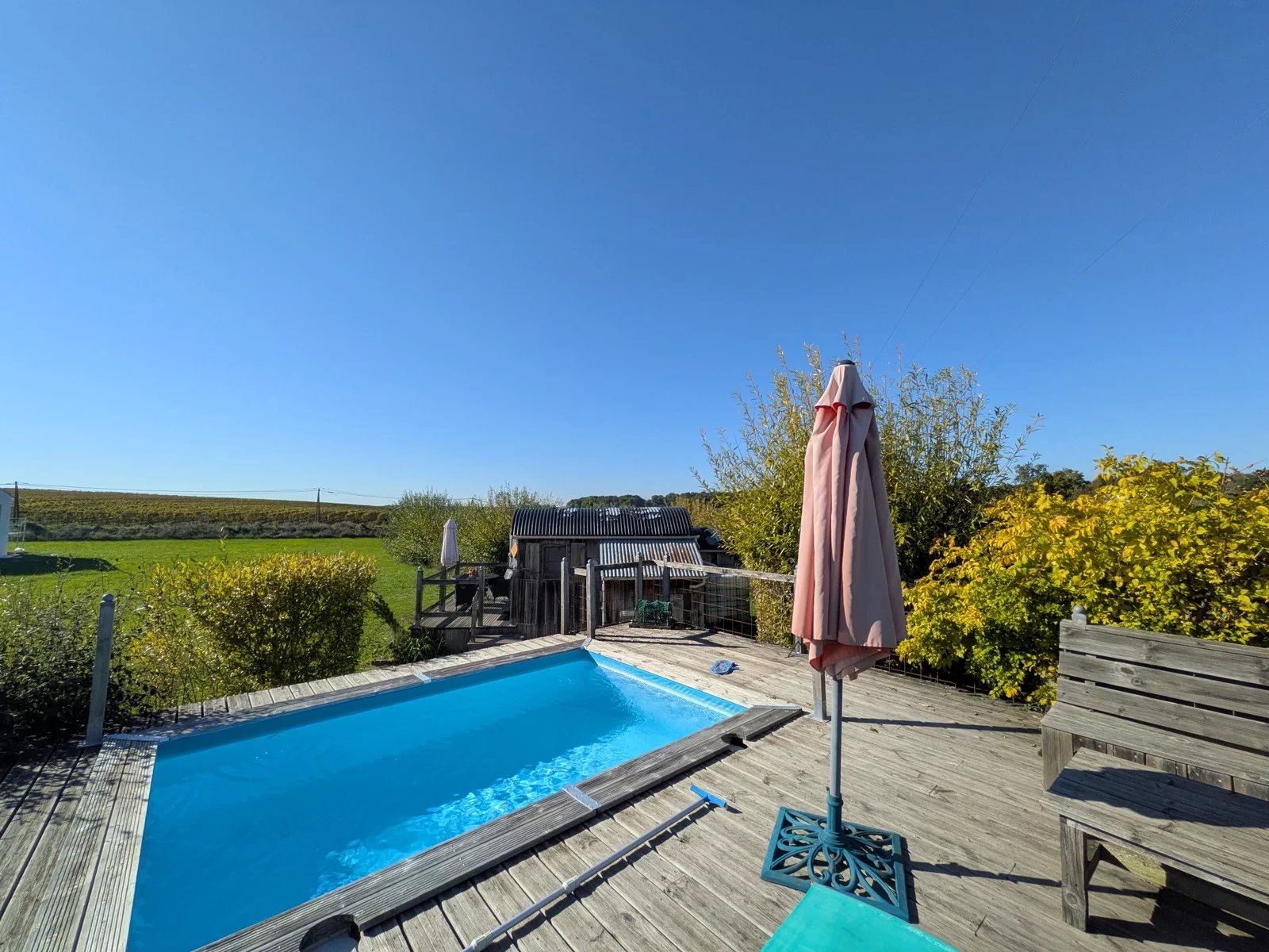Elegant Energy Efficient Home with Panoramic Vineyard Views, Guest Suites & plunge pool, Poitou-Charentes – France – BVI84500