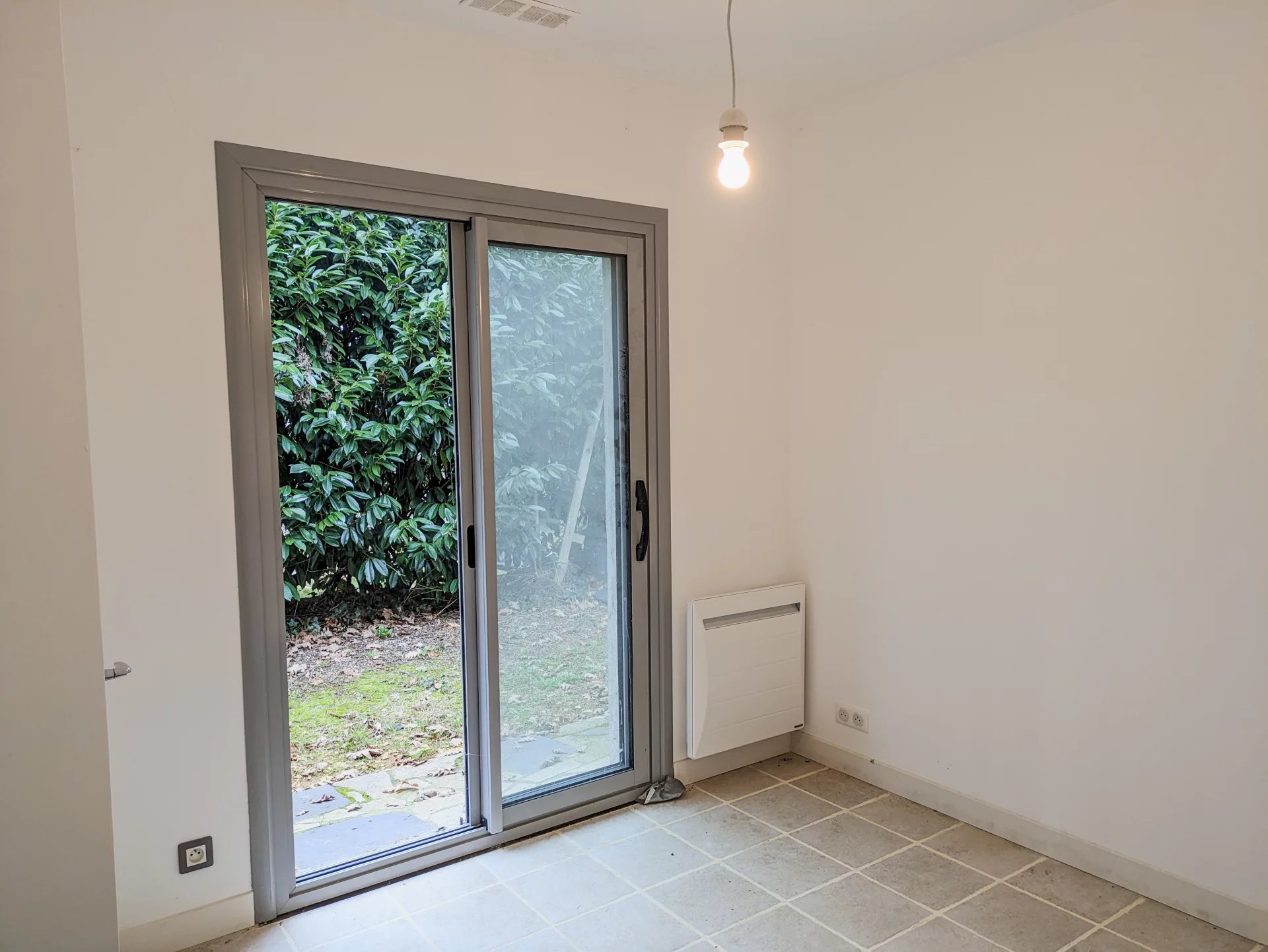 Countryside bungalow with guest space and 1.6 ha, Midi-Pyrénées – France – BVI71062