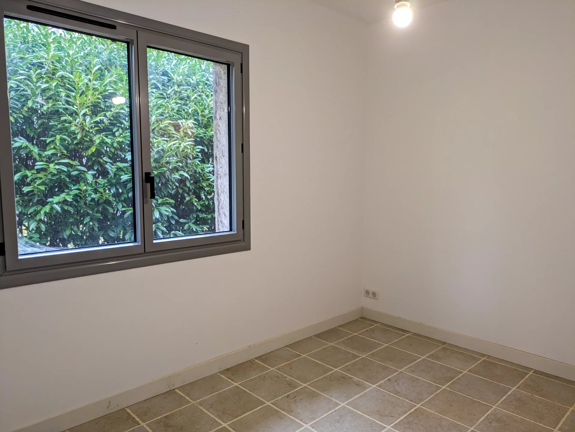 Countryside bungalow with guest space and 1.6 ha, Midi-Pyrénées – France – BVI71062