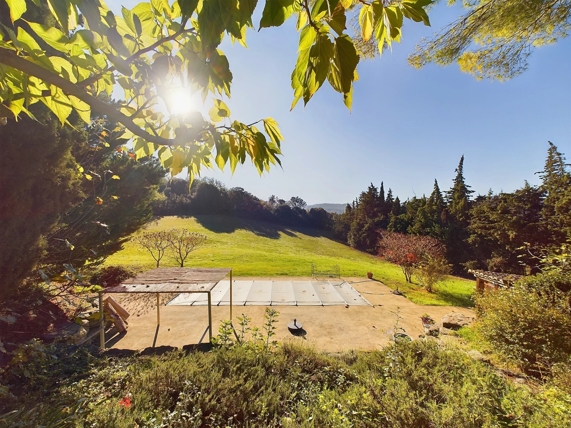 Charming farmhouse in rural setting with gites, Languedoc-Roussillon – France – BVI77442