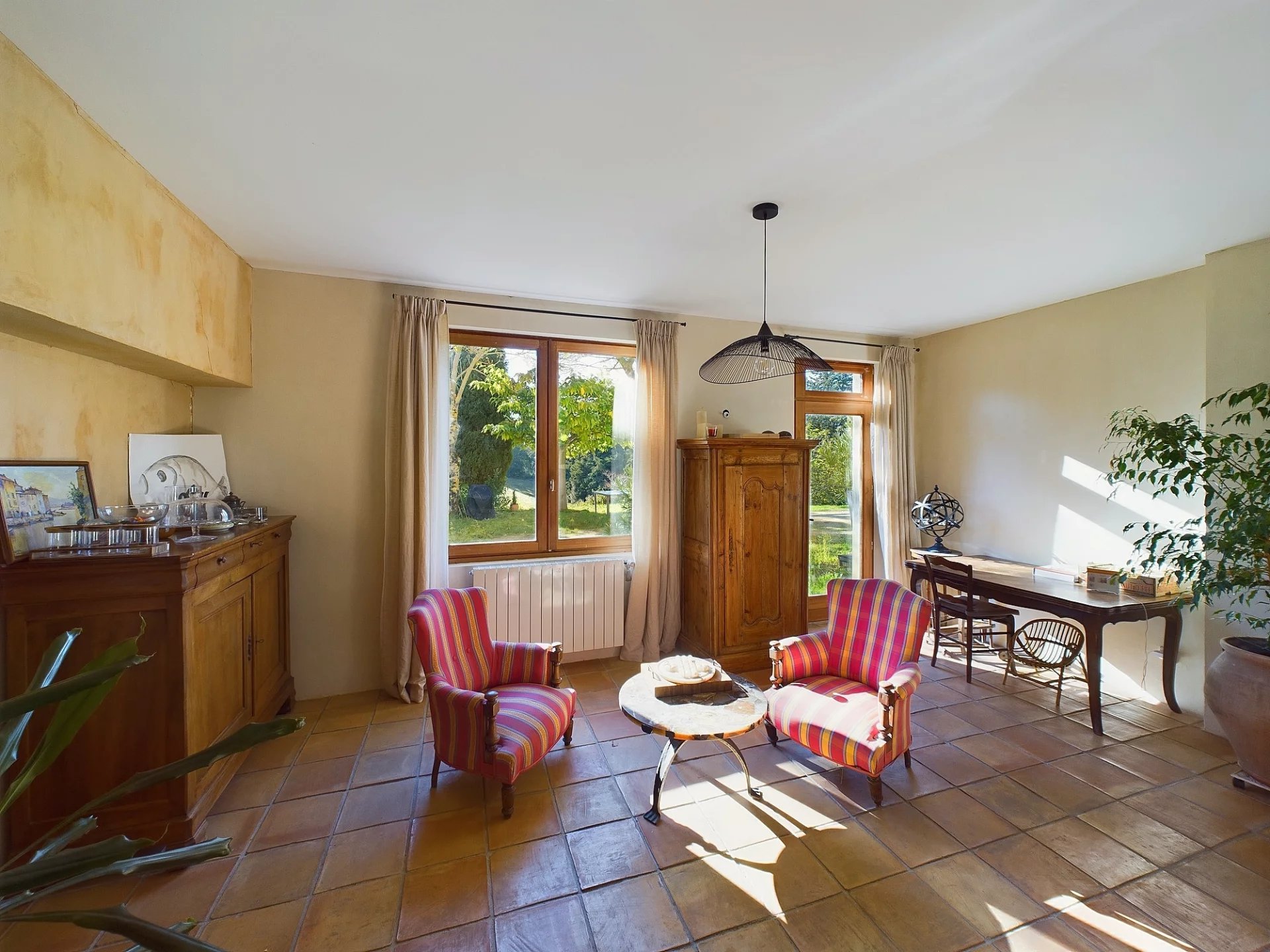 Charming farmhouse in rural setting with gites, Languedoc-Roussillon – France – BVI77442