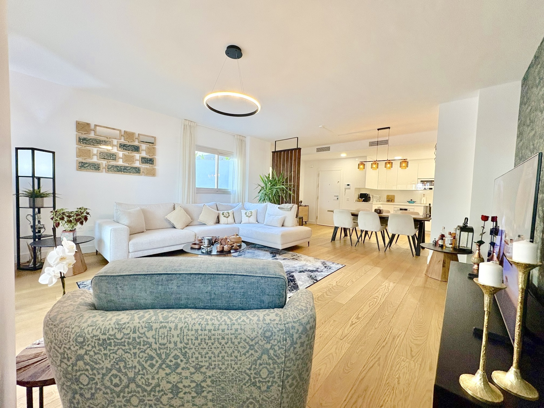 2 bedroom Ground Floor Apartment in Mijas Costa, Malaga, Spain – 428-05364P