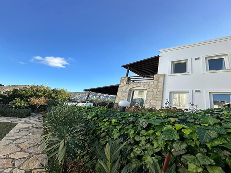 Charming semi-detached Villa with sea views in Gumusluk, Bodrum – TC1959