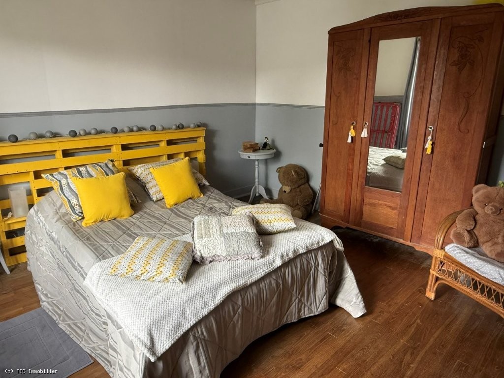 2 bedroom House in Sauze-Vaussais, Sauzé-Vaussais, France – r7447