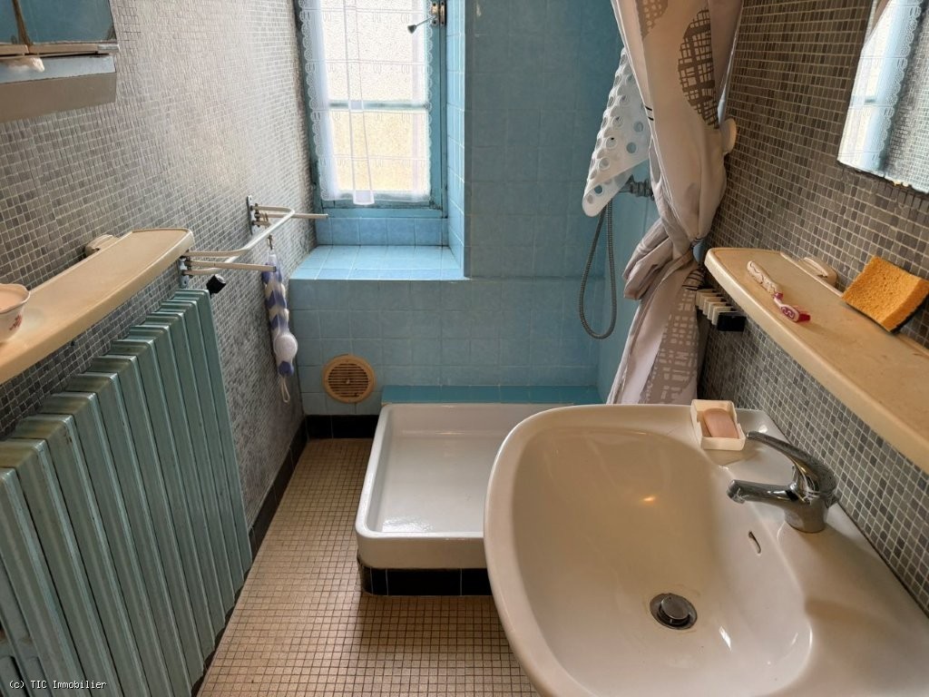 2 bedroom House in Sauze-Vaussais, Sauzé-Vaussais, France – r7447