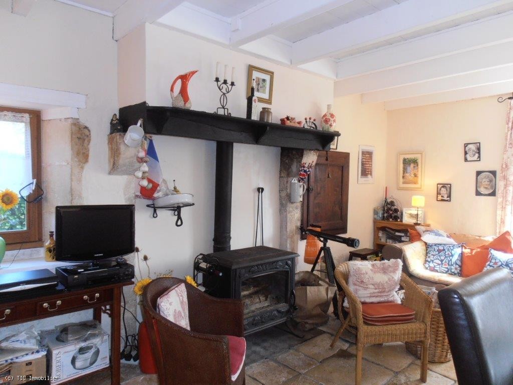 4 bedroom House in Sauze-Vaussais, Sauzé-Vaussais, France – r7237