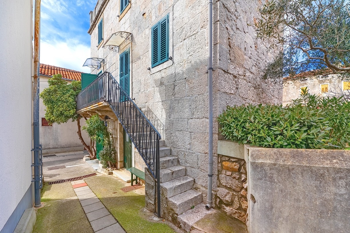 2 bedroom villa in Punat, Croatia – 103632