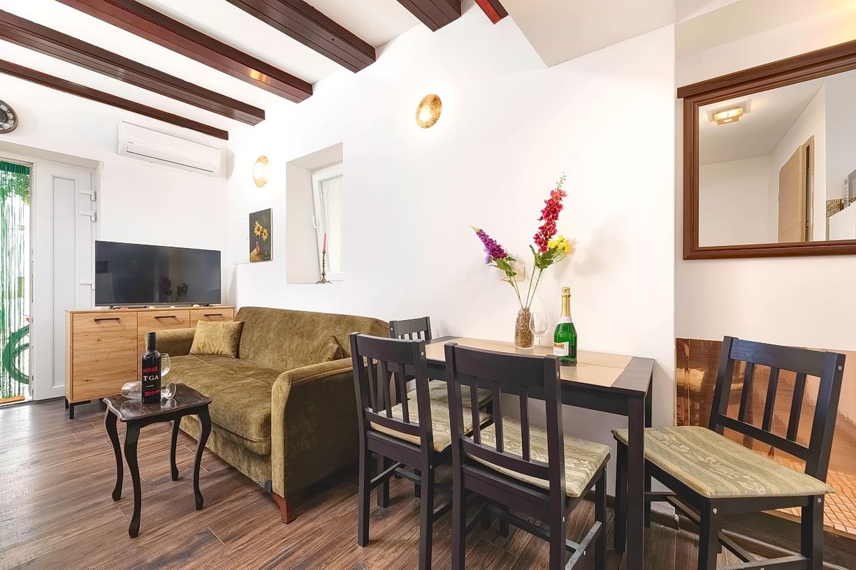 2 bedroom villa in Punat, Croatia – 103632