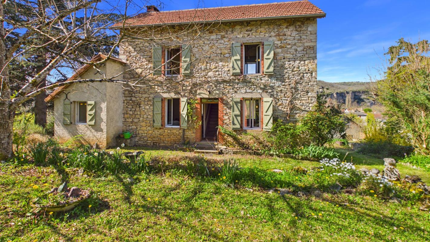 3 bedroom maison in Cenevieres, Lot, France