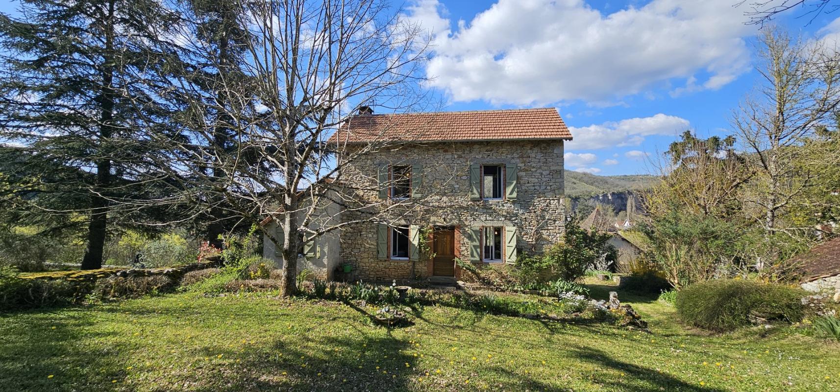 3 bedroom maison in Cenevieres, Lot, France