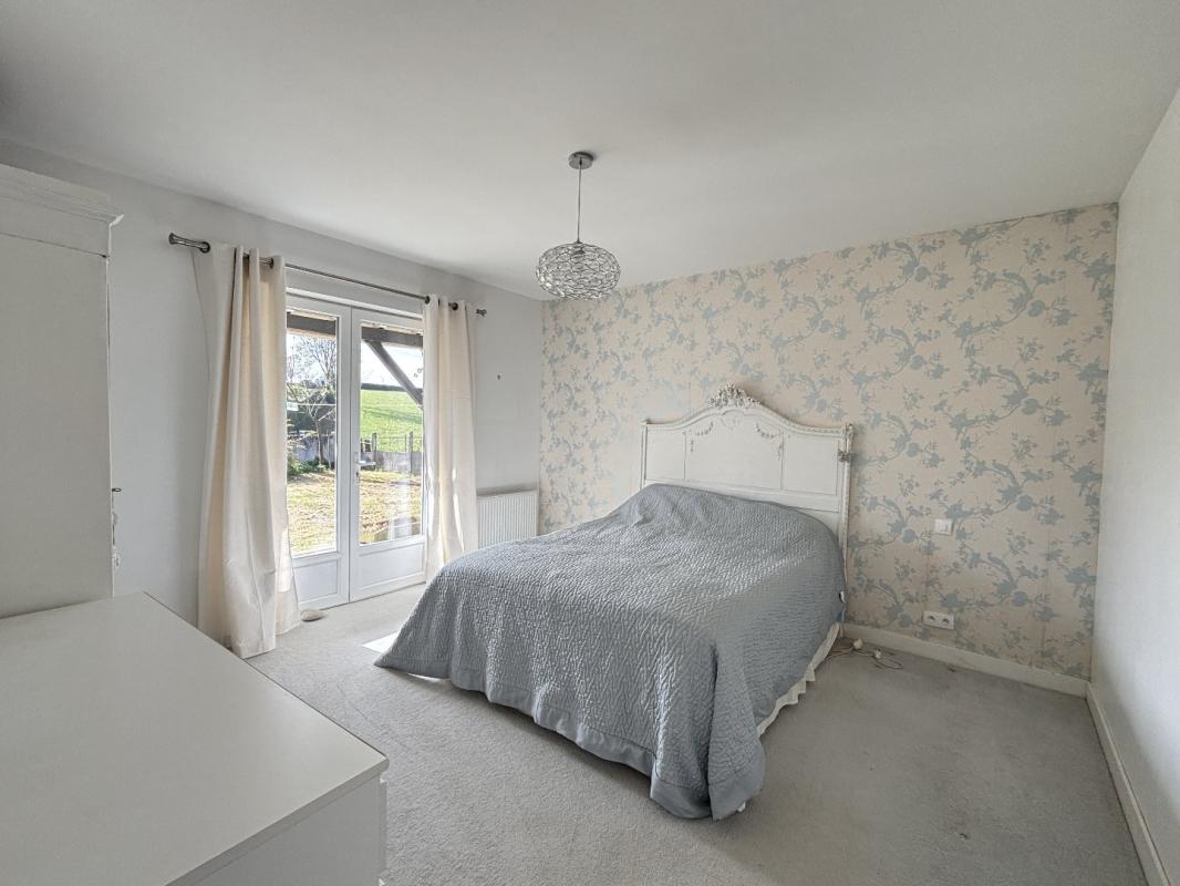 2 bedroom maison individuelle in Genouille, Vienne, France