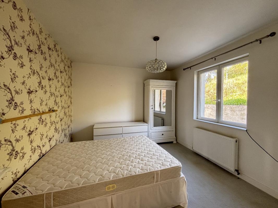 2 bedroom maison individuelle in Genouille, Vienne, France